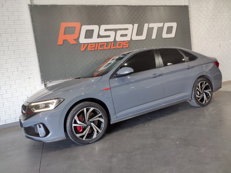 VOLKSWAGEN JETTA 2.0 16V TSI GLI 350 GASOLINA 4P AUTOMÁTICO 2024/2024 ROSAUTO VEÍCULOS VENÂNCIO AIRES / Carros no Vale