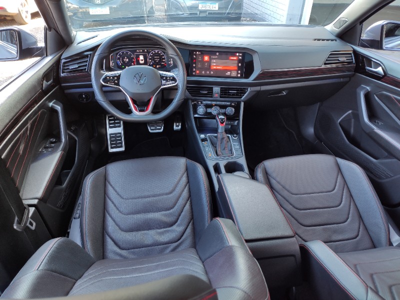 VOLKSWAGEN JETTA 2.0 16V TSI GLI 350 GASOLINA 4P AUTOMÁTICO 2024/2024 ROSAUTO VEÍCULOS VENÂNCIO AIRES / Carros no Vale