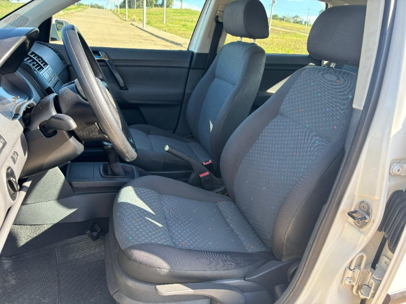 VOLKSWAGEN POLO 1.6 - 2003