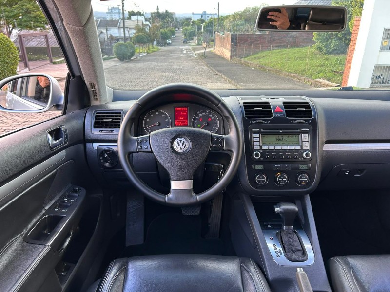 VOLKSWAGEN JETTA 2.5 20V 150/170CV TIPTRONIC 2009/2009 LS MULTIMARCAS VENÂNCIO AIRES / Carros no Vale