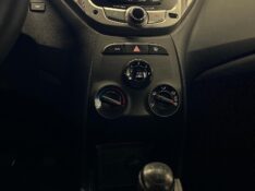 HYUNDAI HB20 1.6 COMFORT 2013/2014 JM AUTOMÓVEIS VENÂNCIO AIRES / Carros no Vale