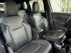 JEEP RENEGADE S T270 1.3 TB 4X4 2022/2023 SÉTIMA VEÍCULOS GUAPORÉ / Carros no Vale