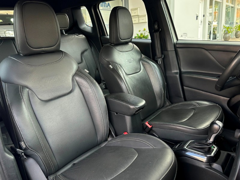 JEEP RENEGADE S T270 1.3 TB 4X4 2022/2023 SÉTIMA VEÍCULOS GUAPORÉ / Carros no Vale
