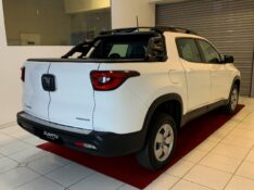 FIAT TORO 1.8 16V EVO FLEX FREEDOM AUTOMÁTICO 2016/2017 DUARTE VEÍCULOS PORTO ALEGRE / Carros no Vale