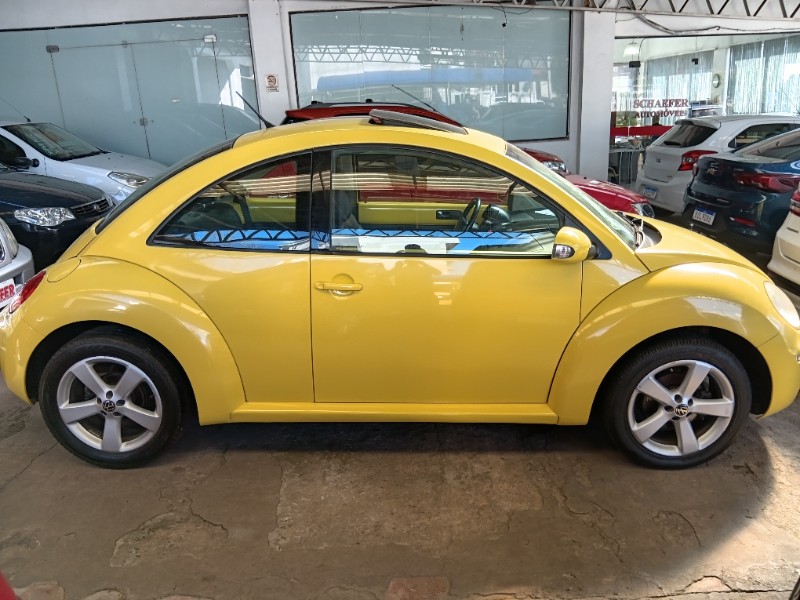 VOLKSWAGEN NEW BEETLE 2.0 MI 8V 2007/2007 SCHAEFER AUTOMÓVEIS TEUTÔNIA / Carros no Vale