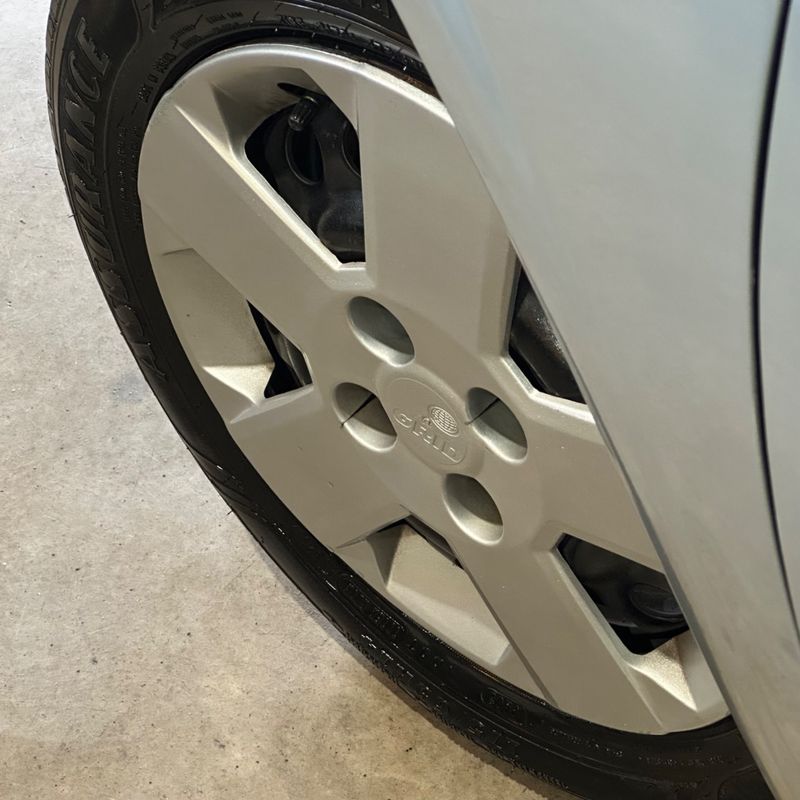 Chevrolet Celta Spirit 2010/2011 DL MOTORS LAJEADO / Carros no Vale