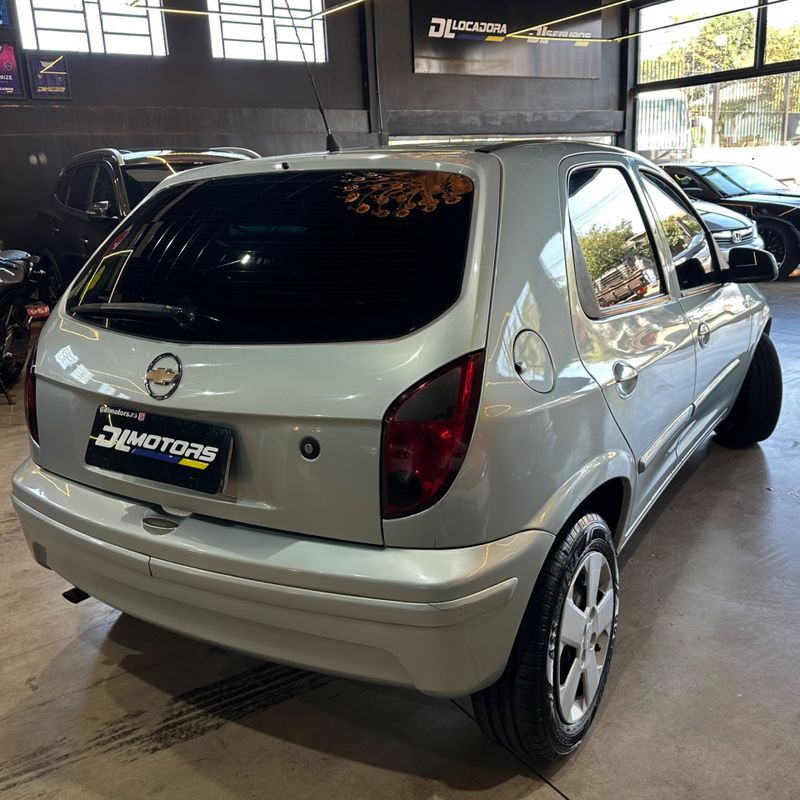 Chevrolet Celta Spirit 2010/2011 DL MOTORS LAJEADO / Carros no Vale