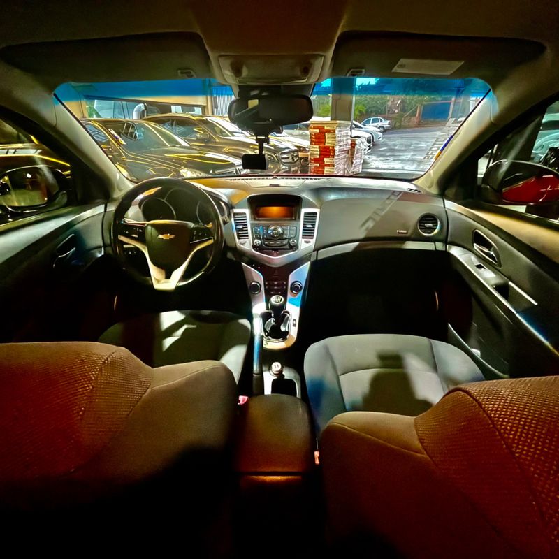 Chevrolet Cruze Lt Hb 2013/2014 DL MOTORS LAJEADO / Carros no Vale