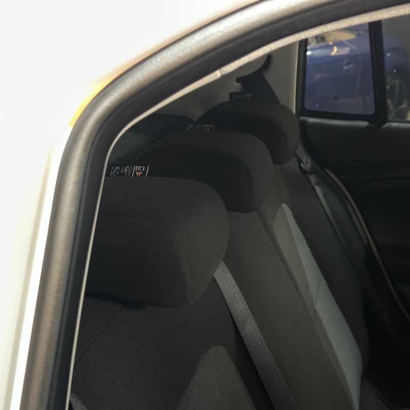 Chevrolet Onix 10 Hb 2024/2024 DL MOTORS LAJEADO / Carros no Vale