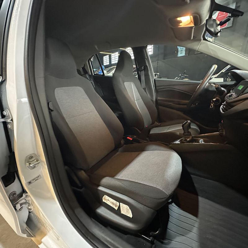 Chevrolet Onix 10 Hb 2024/2024 DL MOTORS LAJEADO / Carros no Vale