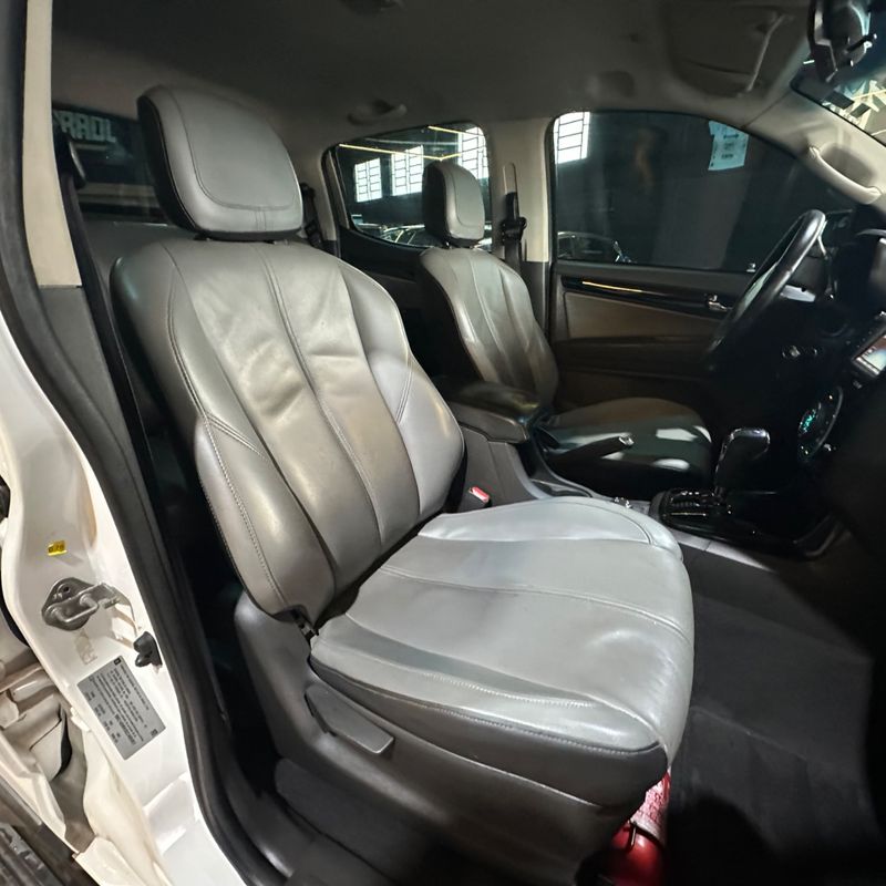 Chevrolet S10 Ltz Dd4a 2015/2016 DL MOTORS LAJEADO / Carros no Vale