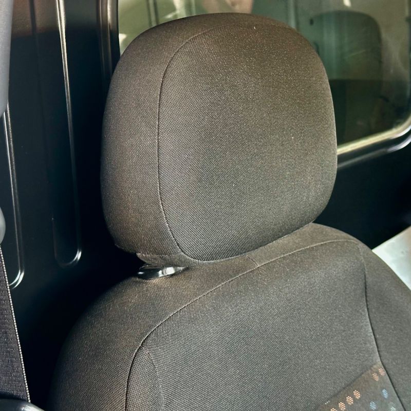 Fiat Fiorino 1.4 2014/2014 DL MOTORS LAJEADO / Carros no Vale