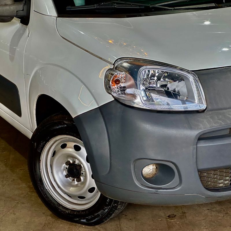 Fiat Fiorino 1.4 2014/2014 DL MOTORS LAJEADO / Carros no Vale