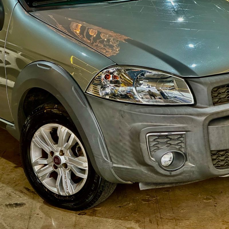 Fiat Strada Hd Wk Cd E 2016/2017 DL MOTORS LAJEADO / Carros no Vale