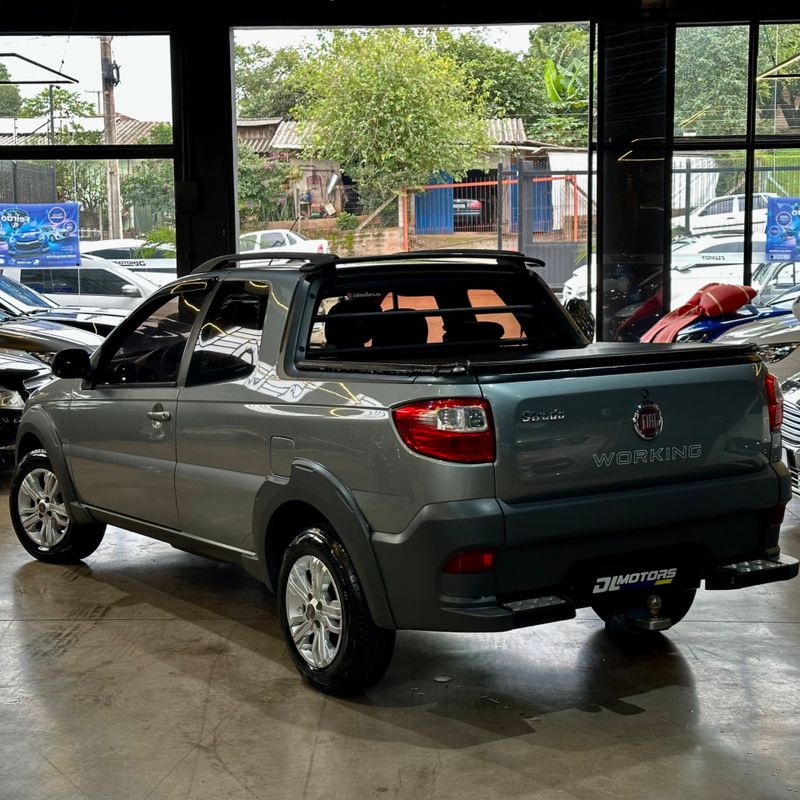 Fiat Strada Hd Wk Cd E 2016/2017 DL MOTORS LAJEADO / Carros no Vale