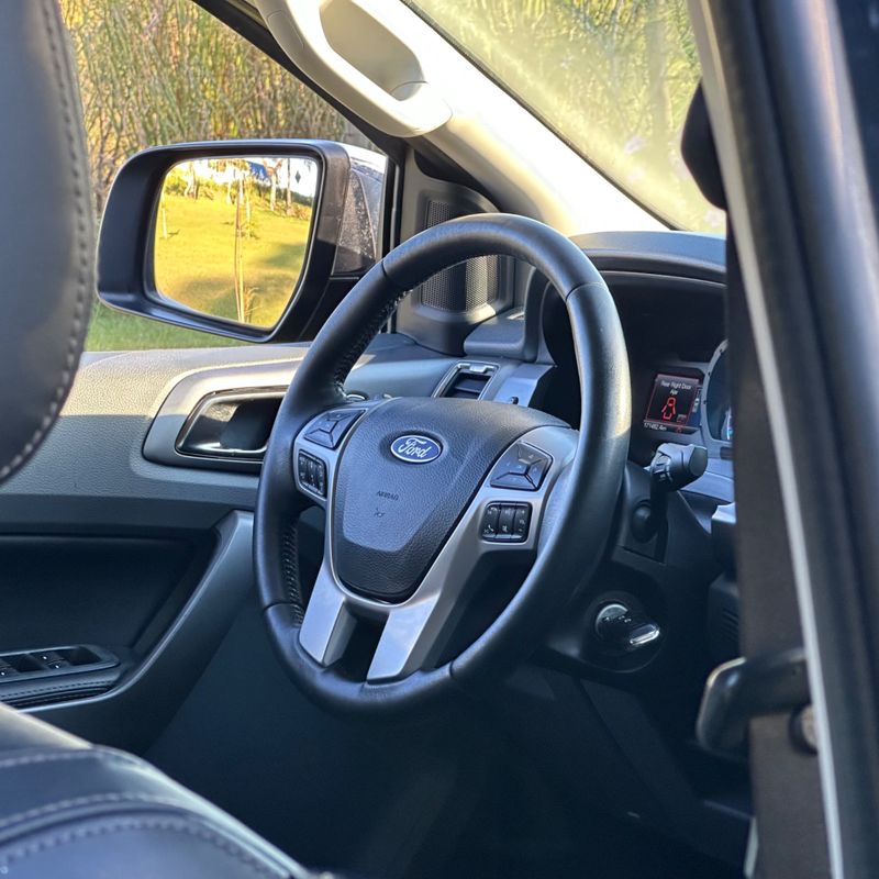 Ford Ranger Ltdcd4a32c 2017/2018 DL MOTORS LAJEADO / Carros no Vale