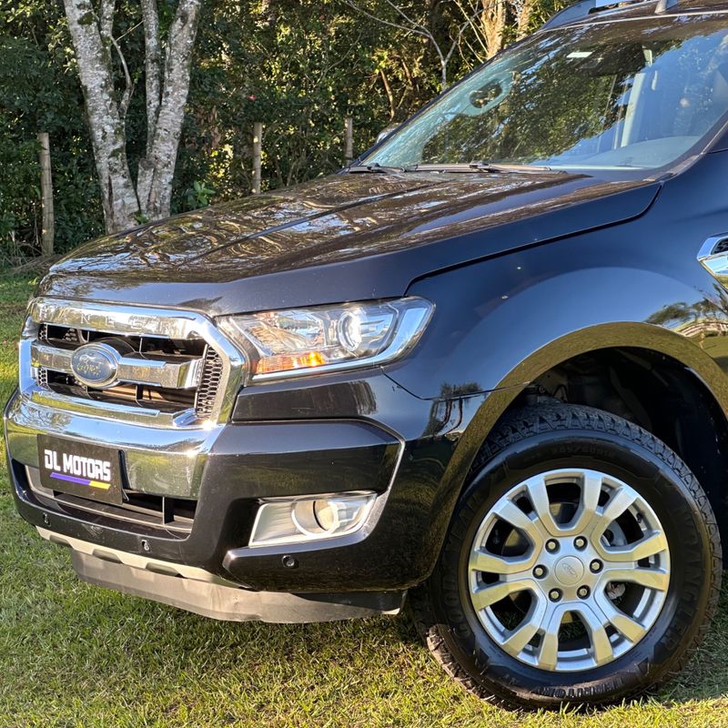Ford Ranger Ltdcd4a32c 2017/2018 DL MOTORS LAJEADO / Carros no Vale