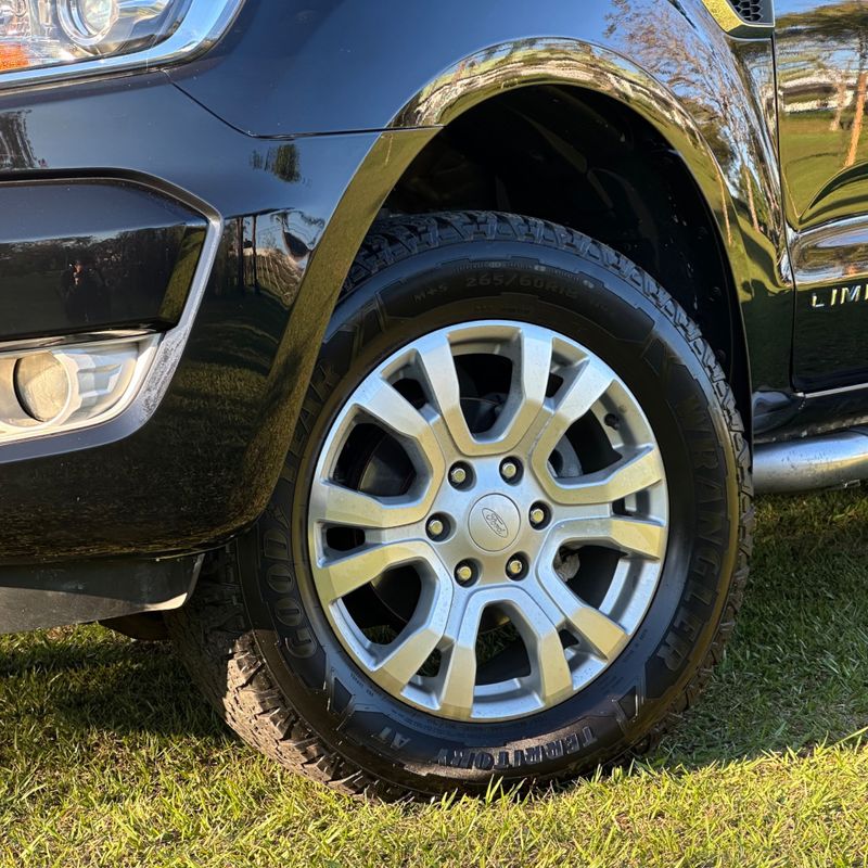 Ford Ranger Ltdcd4a32c 2017/2018 DL MOTORS LAJEADO / Carros no Vale