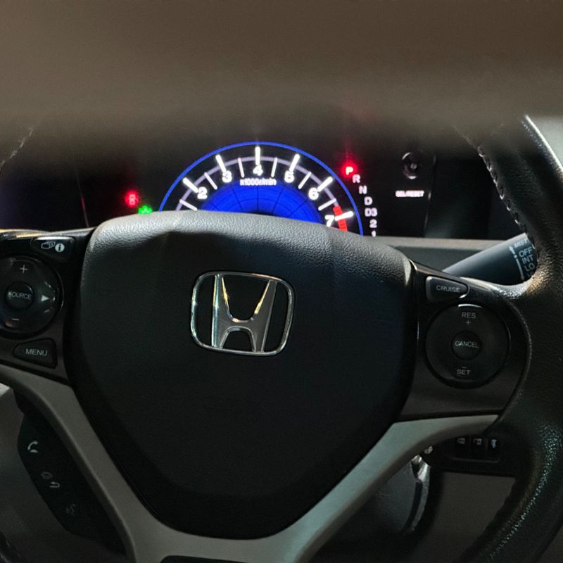 Honda Civic Lxs 2013/2014 DL MOTORS LAJEADO / Carros no Vale