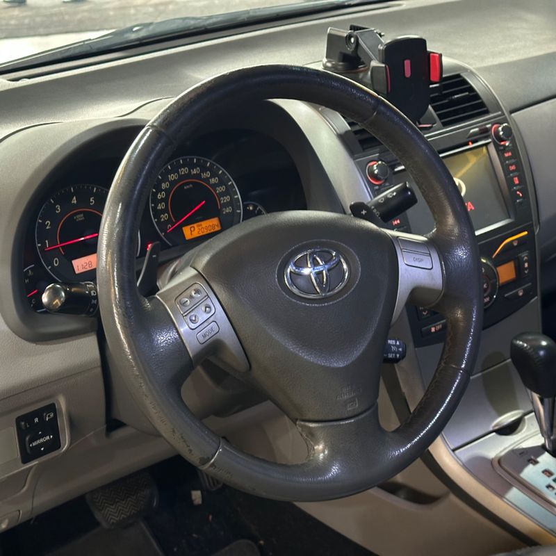 Toyota Corolla Xei20flex 2010/2011 DL MOTORS LAJEADO / Carros no Vale