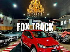Volkswagen Fox Track Mcv 2017/2018 DL MOTORS LAJEADO / Carros no Vale
