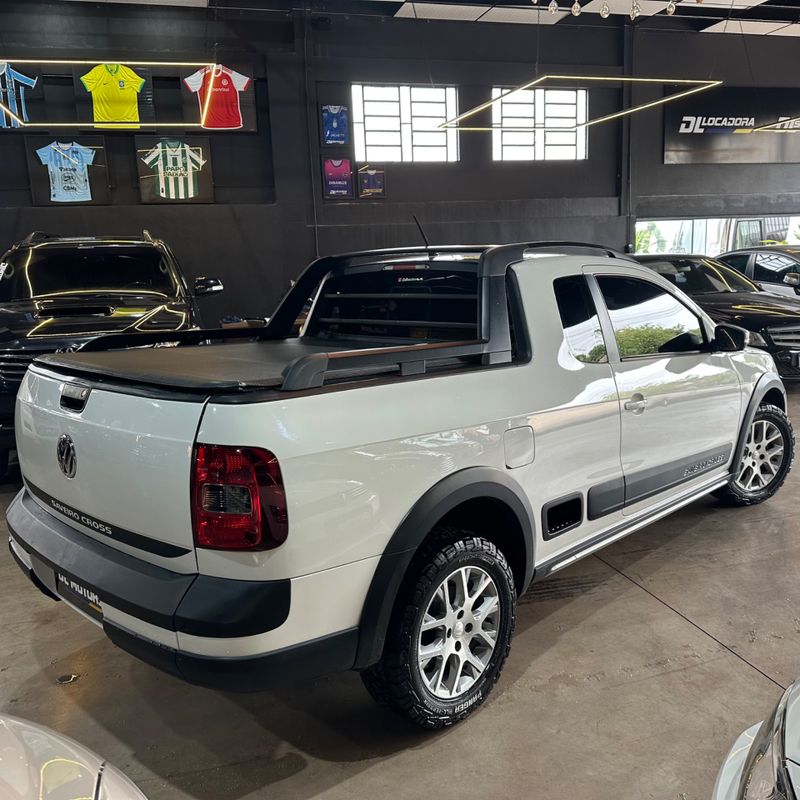 Volkswagen Saveiro Ce Cross 2014/2014 DL MOTORS LAJEADO / Carros no Vale