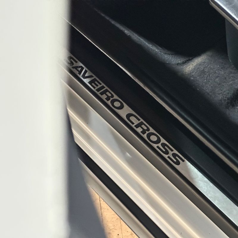Volkswagen Saveiro Ce Cross 2014/2014 DL MOTORS LAJEADO / Carros no Vale