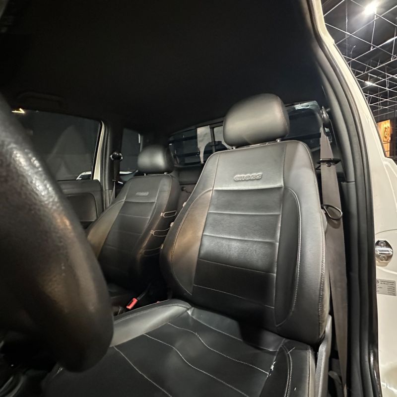 Volkswagen Saveiro Ce Cross 2014/2014 DL MOTORS LAJEADO / Carros no Vale