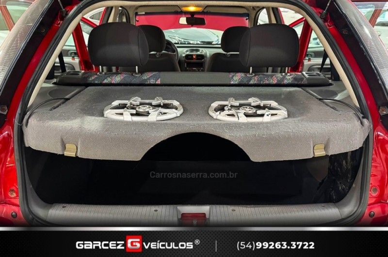 CHEVROLET CORSA 1.0 MPFI VHC 8V 2003/2004 GARCEZ VEÍCULOS BENTO GONÇALVES / Carros no Vale