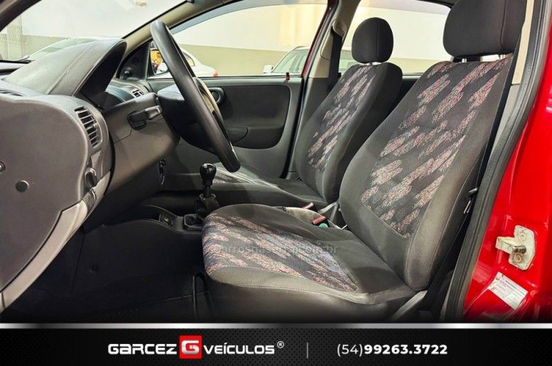 CHEVROLET CORSA 1.0 MPFI VHC 8V 2003/2004 GARCEZ VEÍCULOS BENTO GONÇALVES / Carros no Vale