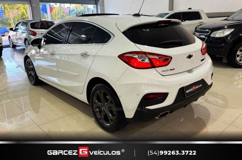 CHEVROLET CRUZE 1.4 TURBO LTZ II SPORT HATCH 16V 2017/2017 GARCEZ VEÍCULOS BENTO GONÇALVES / Carros no Vale