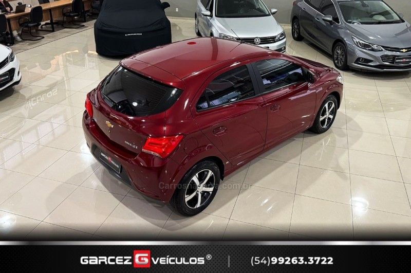 CHEVROLET ONIX 1.4 MPFI LTZ 8V 2016/2017 GARCEZ VEÍCULOS BENTO GONÇALVES / Carros no Vale