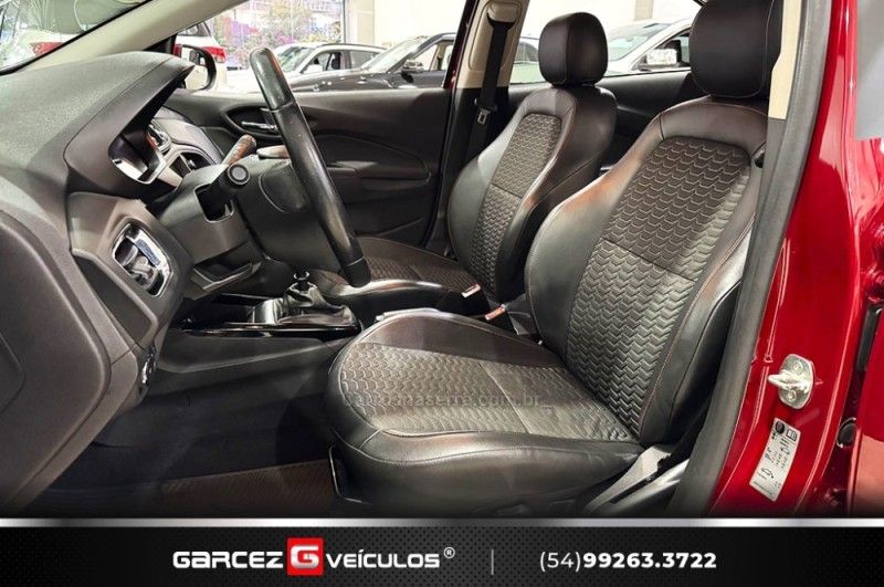 CHEVROLET ONIX 1.4 MPFI LTZ 8V 2016/2017 GARCEZ VEÍCULOS BENTO GONÇALVES / Carros no Vale