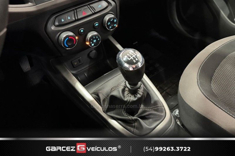 CHEVROLET PRISMA 1.4 MPFI LT 8V 2015/2015 GARCEZ VEÍCULOS BENTO GONÇALVES / Carros no Vale