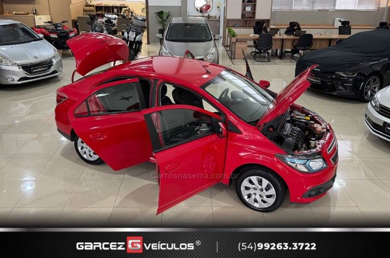 CHEVROLET PRISMA 1.4 MPFI LT 8V 2015/2015 GARCEZ VEÍCULOS BENTO GONÇALVES / Carros no Vale