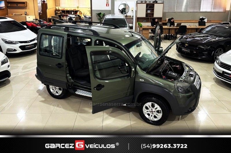 FIAT DOBLÓ 1.8 MPI ADVENTURE 16V 2012/2012 GARCEZ VEÍCULOS BENTO GONÇALVES / Carros no Vale