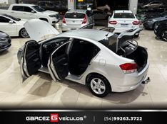 HONDA CITY 1.5 EX 16V 2010/2010 GARCEZ VEÍCULOS BENTO GONÇALVES / Carros no Vale