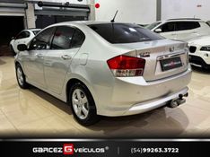HONDA CITY 1.5 EX 16V 2010/2010 GARCEZ VEÍCULOS BENTO GONÇALVES / Carros no Vale