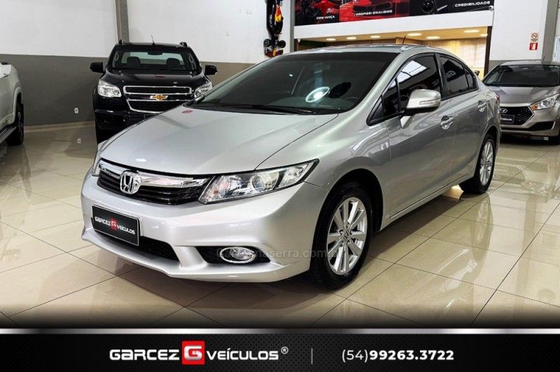 HONDA CIVIC 2.0 LXR 16V 2013/2014 GARCEZ VEÍCULOS BENTO GONÇALVES / Carros no Vale