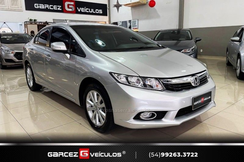 HONDA CIVIC 2.0 LXR 16V 2013/2014 GARCEZ VEÍCULOS BENTO GONÇALVES / Carros no Vale