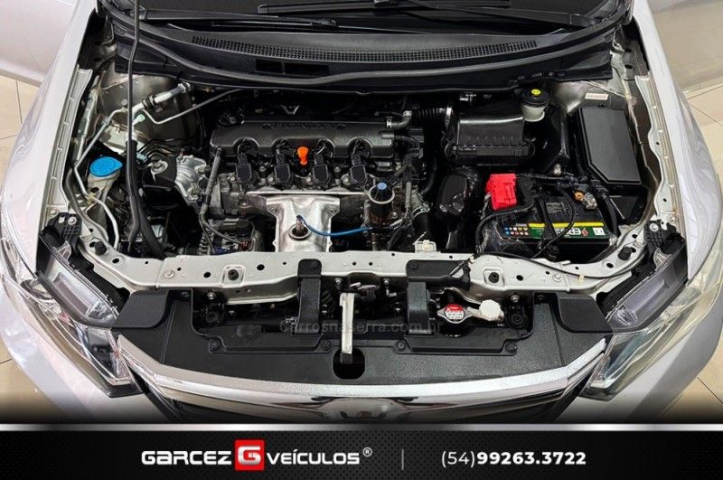 HONDA CIVIC 2.0 LXR 16V 2013/2014 GARCEZ VEÍCULOS BENTO GONÇALVES / Carros no Vale