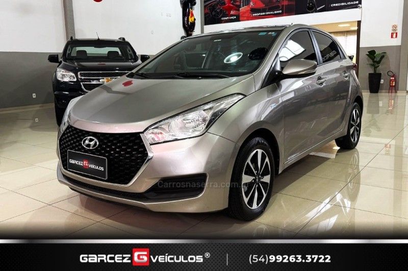 HYUNDAI HB20 1.6 OCEAN 16V 2016/2017 GARCEZ VEÍCULOS BENTO GONÇALVES / Carros no Vale