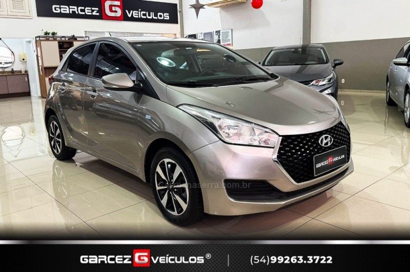 HYUNDAI HB20 1.6 OCEAN 16V 2016/2017 GARCEZ VEÍCULOS BENTO GONÇALVES / Carros no Vale