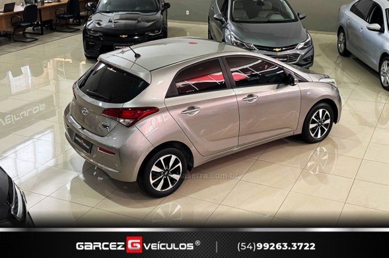 HYUNDAI HB20 1.6 OCEAN 16V 2016/2017 GARCEZ VEÍCULOS BENTO GONÇALVES / Carros no Vale