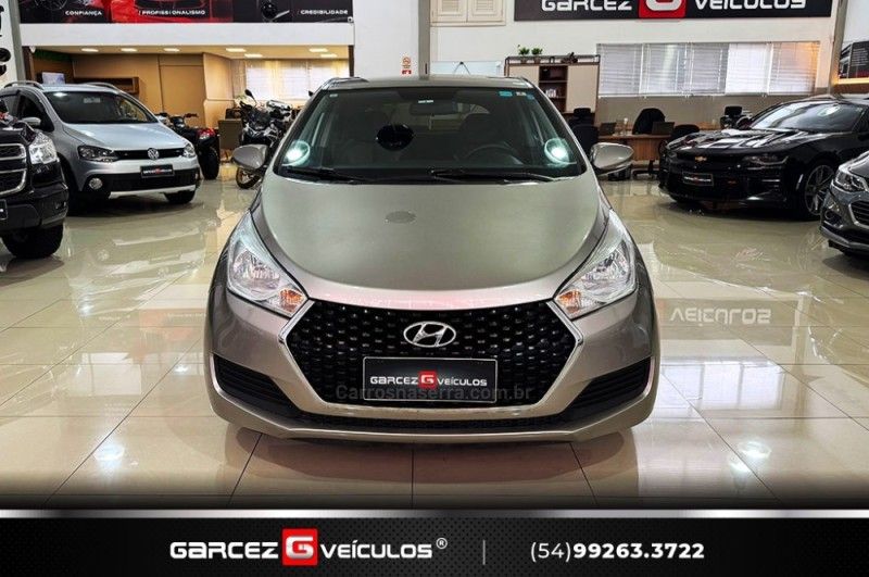 HYUNDAI HB20 1.6 OCEAN 16V 2016/2017 GARCEZ VEÍCULOS BENTO GONÇALVES / Carros no Vale