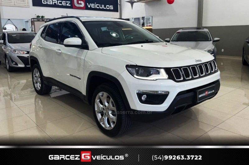 JEEP COMPASS 2.0 16V LONGITUDE 4X4 2020/2021 GARCEZ VEÍCULOS BENTO GONÇALVES / Carros no Vale