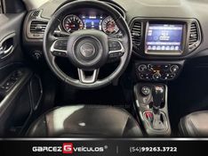 JEEP COMPASS 2.0 16V LONGITUDE 4X4 2020/2021 GARCEZ VEÍCULOS BENTO GONÇALVES / Carros no Vale