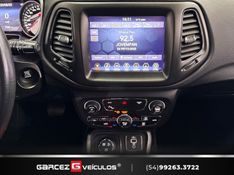 JEEP COMPASS 2.0 16V LONGITUDE 4X4 2020/2021 GARCEZ VEÍCULOS BENTO GONÇALVES / Carros no Vale