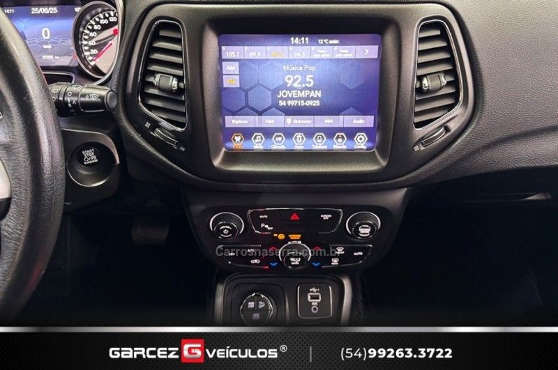 JEEP COMPASS 2.0 16V LONGITUDE 4X4 2020/2021 GARCEZ VEÍCULOS BENTO GONÇALVES / Carros no Vale