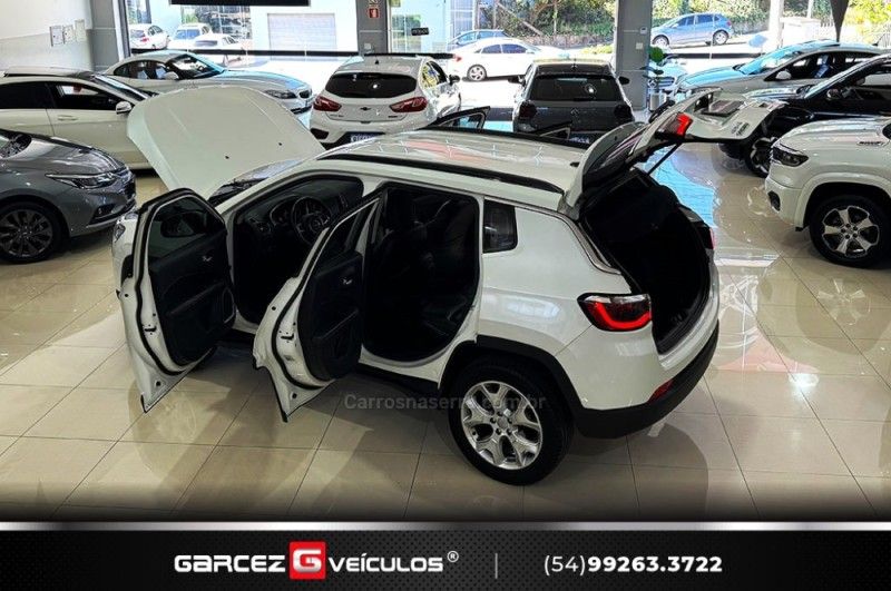JEEP COMPASS 2.0 16V LONGITUDE 4X4 2020/2021 GARCEZ VEÍCULOS BENTO GONÇALVES / Carros no Vale